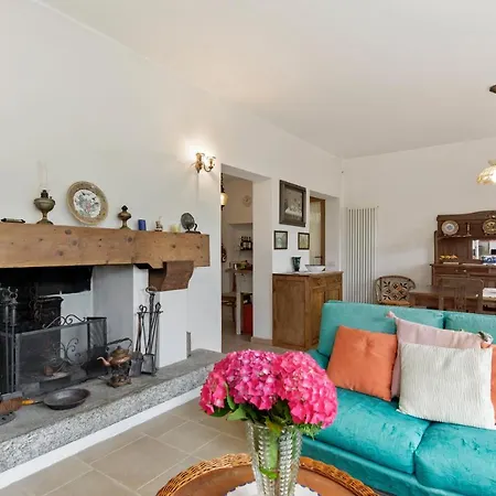 Cosy Flat With Garden And Parking *